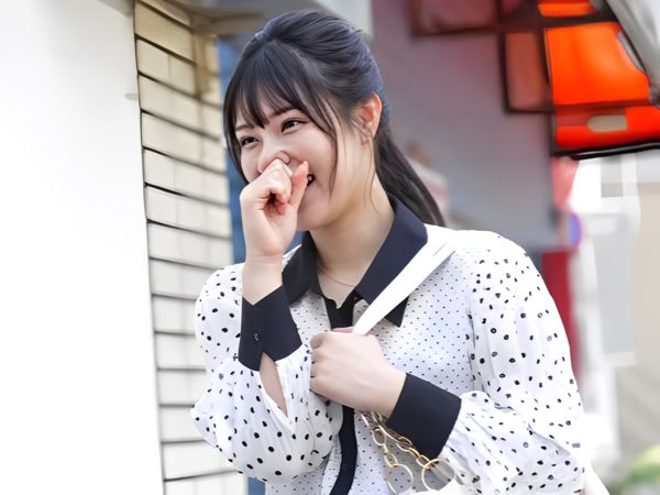 【元カレとの危険な再会】『ダメ…彼氏に悪いから…』デート前の美少女が、元カレと偶然の再会で流されるままに自宅でセックス！バックから激しく突かれ、深いところをえぐられて快感に溺れる！