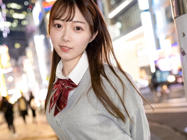 【小柄な妹系女優のAVデビュー】童顔で色白の美少女が、ピストンされるたびに顔を赤らめ感じまくる！初々しい反応がたまらない、妹系女子の初体験セックス！♡