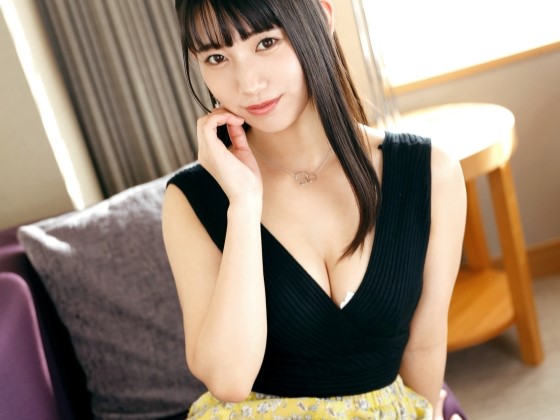 【バックで悶絶】ロングヘアーの清楚系お姉さん、エチエチボディがヤバい！！キレイなカラダを激しく揺らし、エロすぎる交わりに感じまくり！！美しさとエロさのギャップが最高！！♡