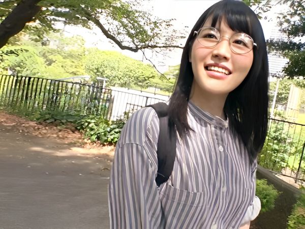 【ドMお姉さん、調教開始！】綾瀬○るか似の美女が鎖で拘束され、ご主人様の命令に服従！無慈悲なプレイに感じまくる姿は必見！この後、どんなエロい調教が待ってるの？！
