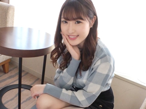 【無毛美少女の悶絶プレイ】『あっ…そこ気持ちいい…』色白美肌のパイパン娘をバックから激突き！敏感なオマンコを鬼責めされ、喘ぎ声が止まらない！♡