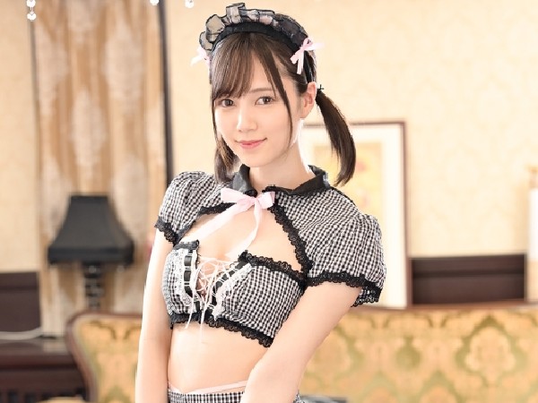 【涼森れむ】「もっと乳吸ってぇ」いんらんメイドが自ら男に馬乗りしてチュパチュパ誘惑しちゃうン♡メイドの土産にこりゃイイね