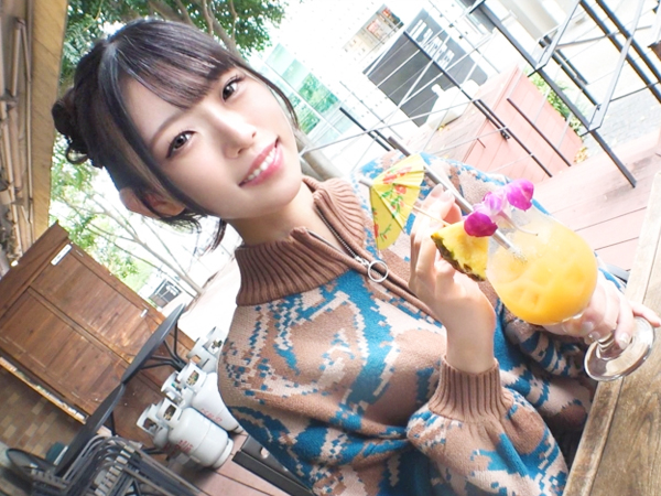 【初撮り素人娘】神戸の激カワ美少女、ピンクの美マンをカメラに収めながらイカせまくり！ハメ撮りで本気の喘ぎ声をキャッチ♡