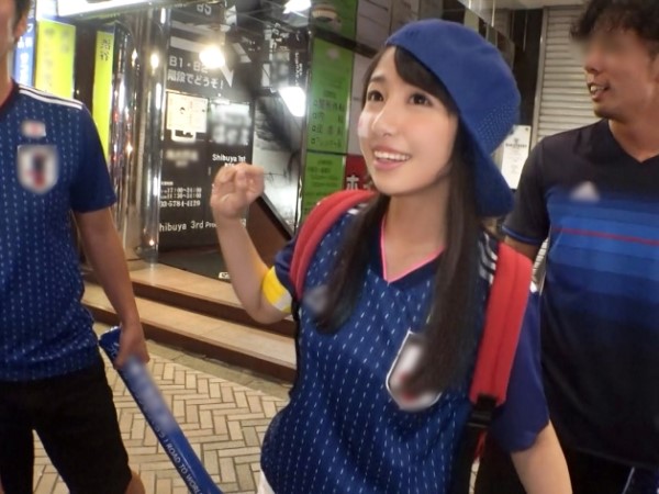 【W杯熱狂JDの夜】『もう…止まらない…』サッカー観戦で盛り上がる女子大生がナンパされ、3Pセックスで本能解放！代わるがわるチンポを味わい、メス顔全開でイキまくる♪スポーツの熱気よりアツい夜を過ごす！♡