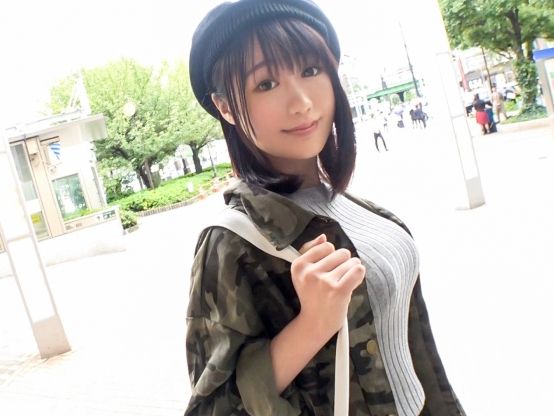 【イケイケJDナンパ】ヘソ出し巨乳女子大生をゲット！手マンで潮吹き、柔らかおっぱいでパイズリご奉仕♡スタイル抜群のJDがエロすぎる！！