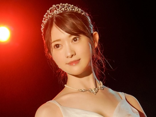 【ミスキャンJDの淫らな秘密】キャンパスで輝く美少女が、大好きな先輩のチンポに夢中！授業そっちのけで、エッチな授業を楽しむ！先輩のデカチンに突かれ、感じまくる姿が超エロい！♡