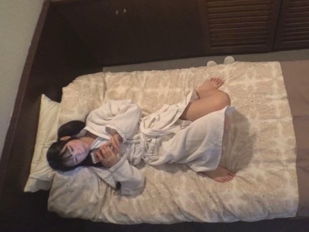 【密室の快楽】『あっ…ダメ…イっちゃう…♡』レンタルルームでこっそりオナニーに没頭する女たち！カメラが捉えた、本気のオーガズム顔と悶える姿がエロすぎる！！