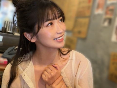 【アイドル級美少女をバックで激突き】めちゃカワ美少女の敏感おマンコを肉棒でズボズボ！アイドルみたいなルックスなのに、エッチな声で乱れまくる姿が最高にエロい！！