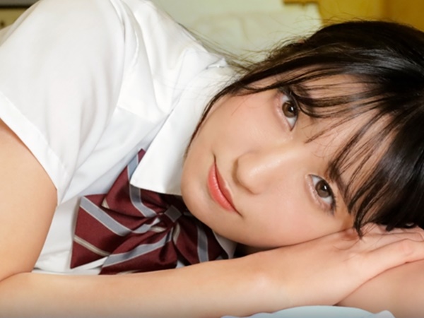 【極上女子校生の初々しい反応】『ダメ…恥ずかしい…』華奢でシャイなJKが密室で濃厚セックス！きつめのマ●コを激ピストンされ、ピンクの秘部にたっぷりザーメン注入♡