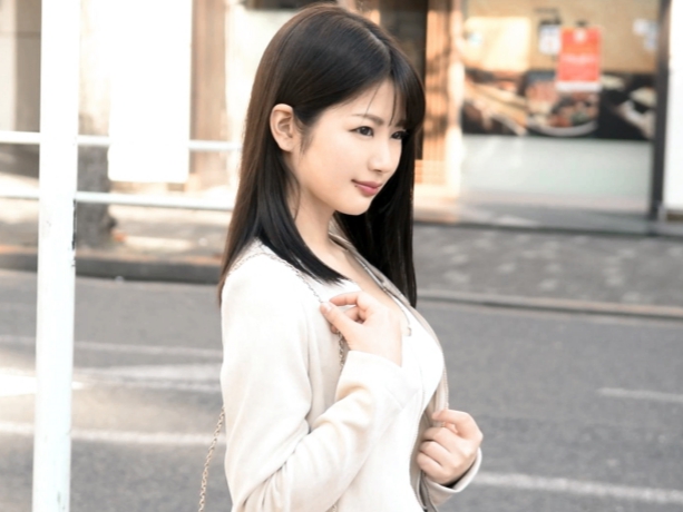 ＜中出しアクメ＞妊娠してもいいの？美尻娘が本気で発情する！精液を身体の中で受け止めてイクッ！！