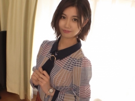 【美乳美脚の美少女】『もっと激しく…』キュートな女の子が正常位で乱れまくり！敏感なおマンコを刺激され、チンコをしゃぶり、激ピストンに悶絶！！