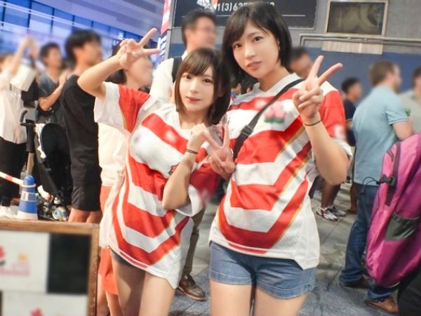 ＜ラグビー系女子＞乱交セックス止まらないっ！スポーツ好きの応援美女はホテルでも激しいご奉仕っ！！