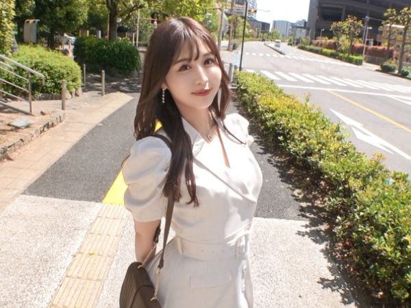 【美貌の裏のドスケベ】モデル級美女の隠れた本性！ピストンの度に乱れまくる姿は必見！美しさに騙されるな、その正体は快楽を求めるエロい女だった！ｗ