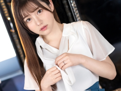 【人妻】『NTRちんぽで突かれたいエッチな専業主婦♡』クンニ責めで濡れたメス穴を使って騎乗位腰振り！